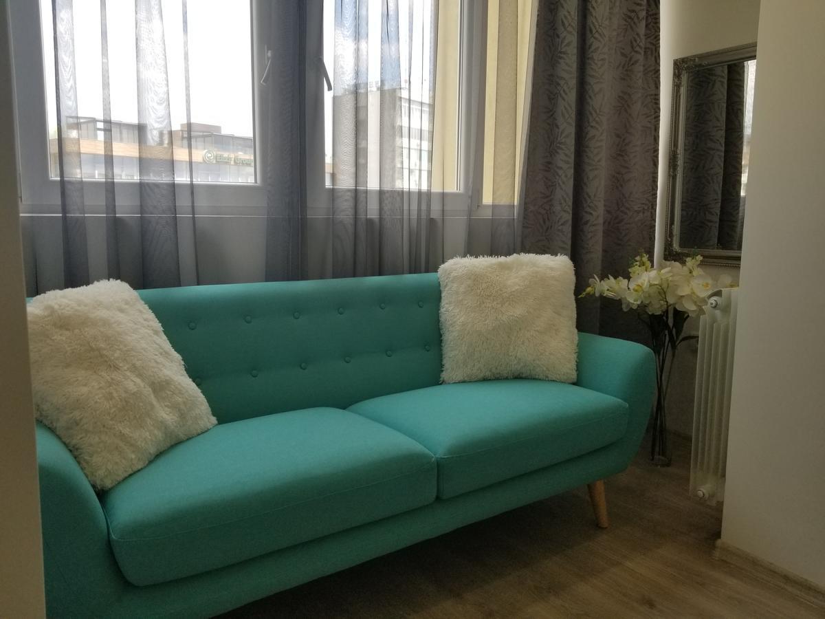 Studio Angel Stan Na Dan Novi Sad Exteriér fotografie